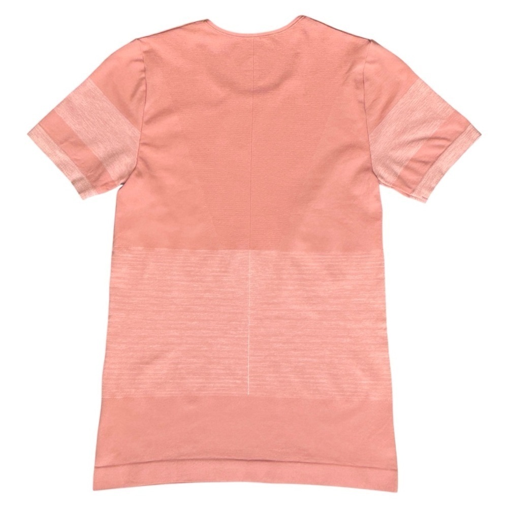 Salomon Elevate Move On Short Sleeve T-Shirt in Brick Dust Salmon Women’s Small - Picture 4 of 6